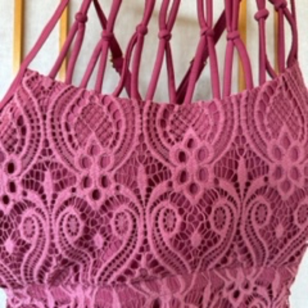 Lace-look one piece swim suit, New with tags, Medium